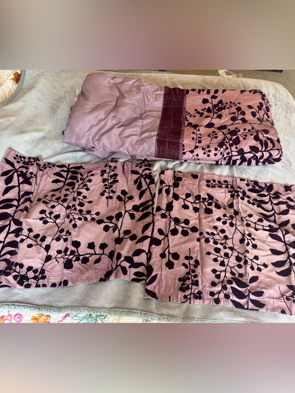Bella Swan Twilight Comforter Set - Full - Picture 3 of 7